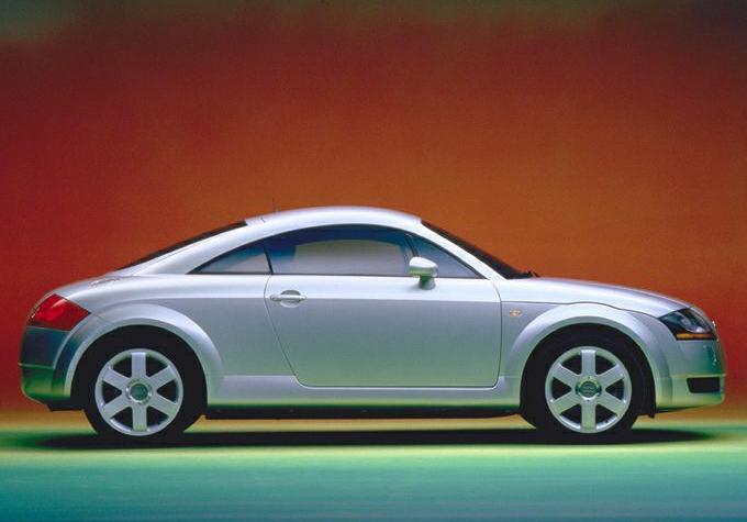 1999 Audi TT Coupe (8N) Side View Right