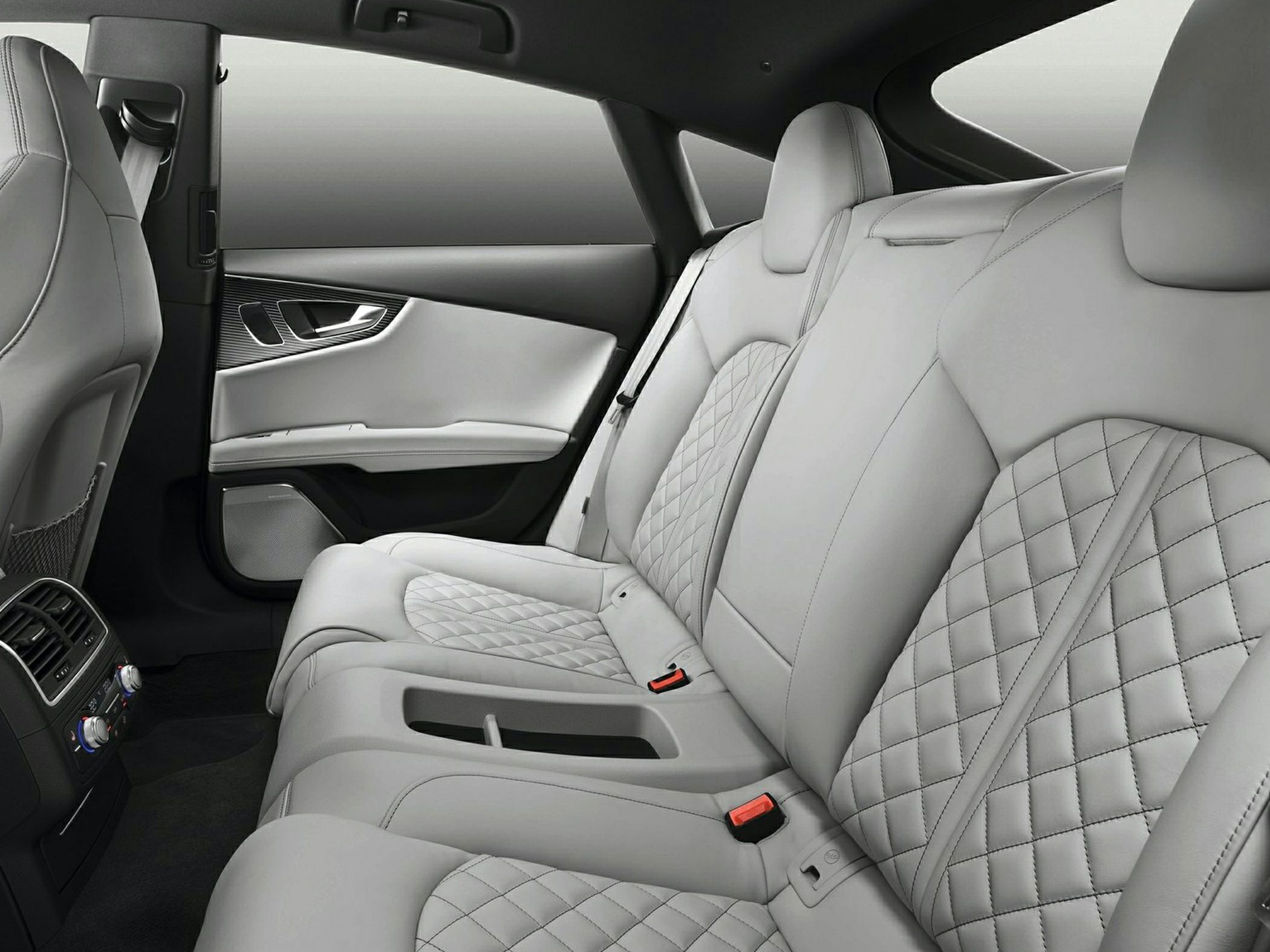 Quilted leather rear seats with integrated climate controls