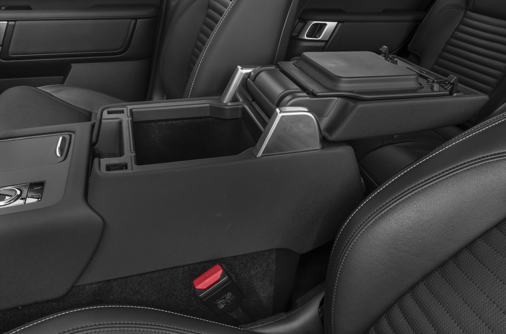 Center console storage and leather seat detail