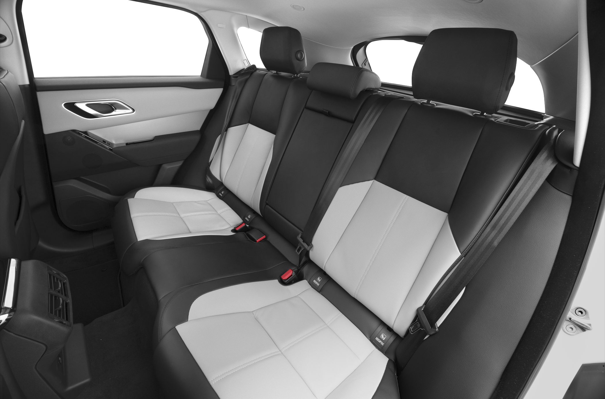 Two-tone leather rear seats with seat belts and ISOFIX anchors