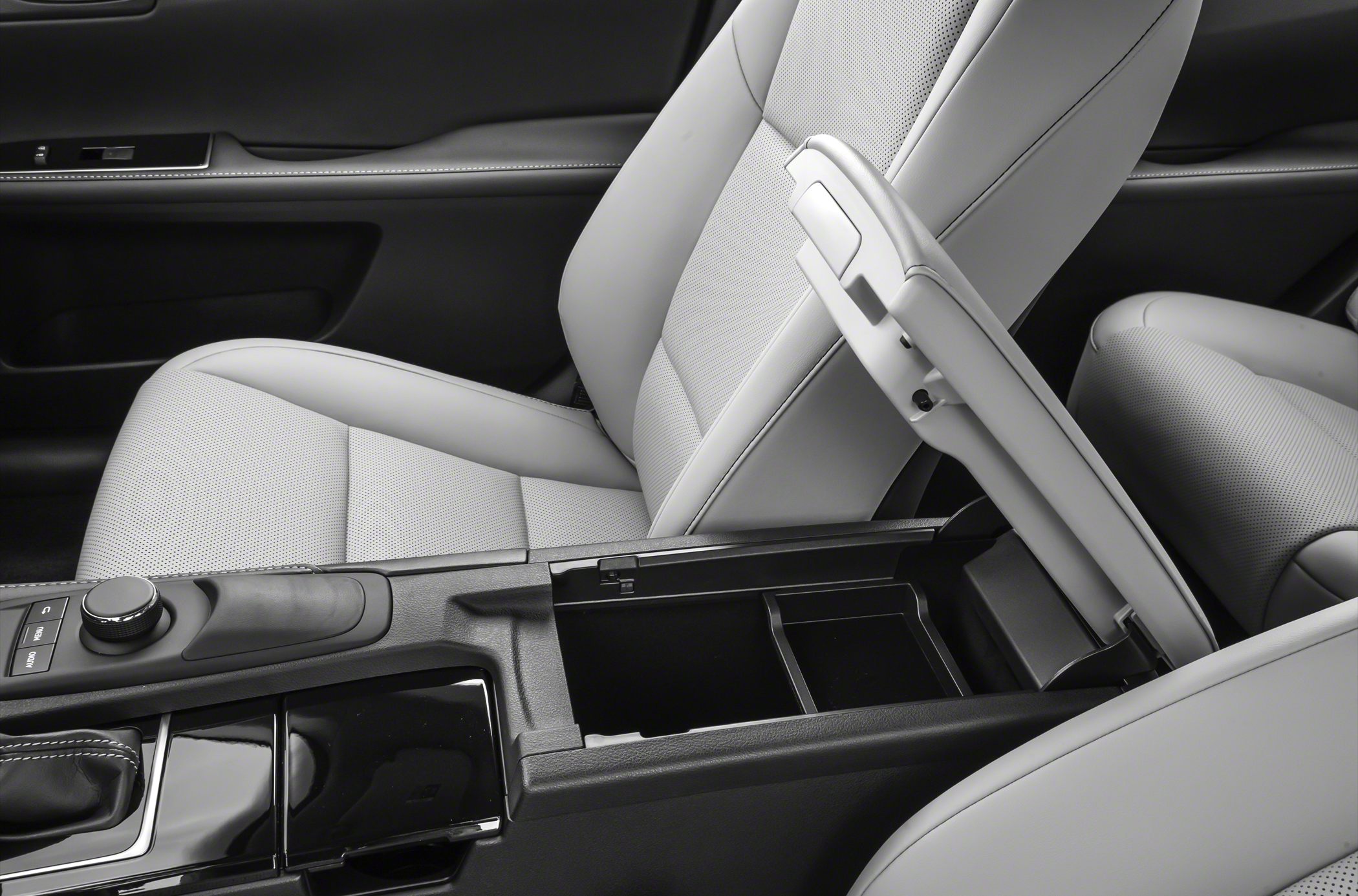 Center console storage with armrest and luxurious leather seats