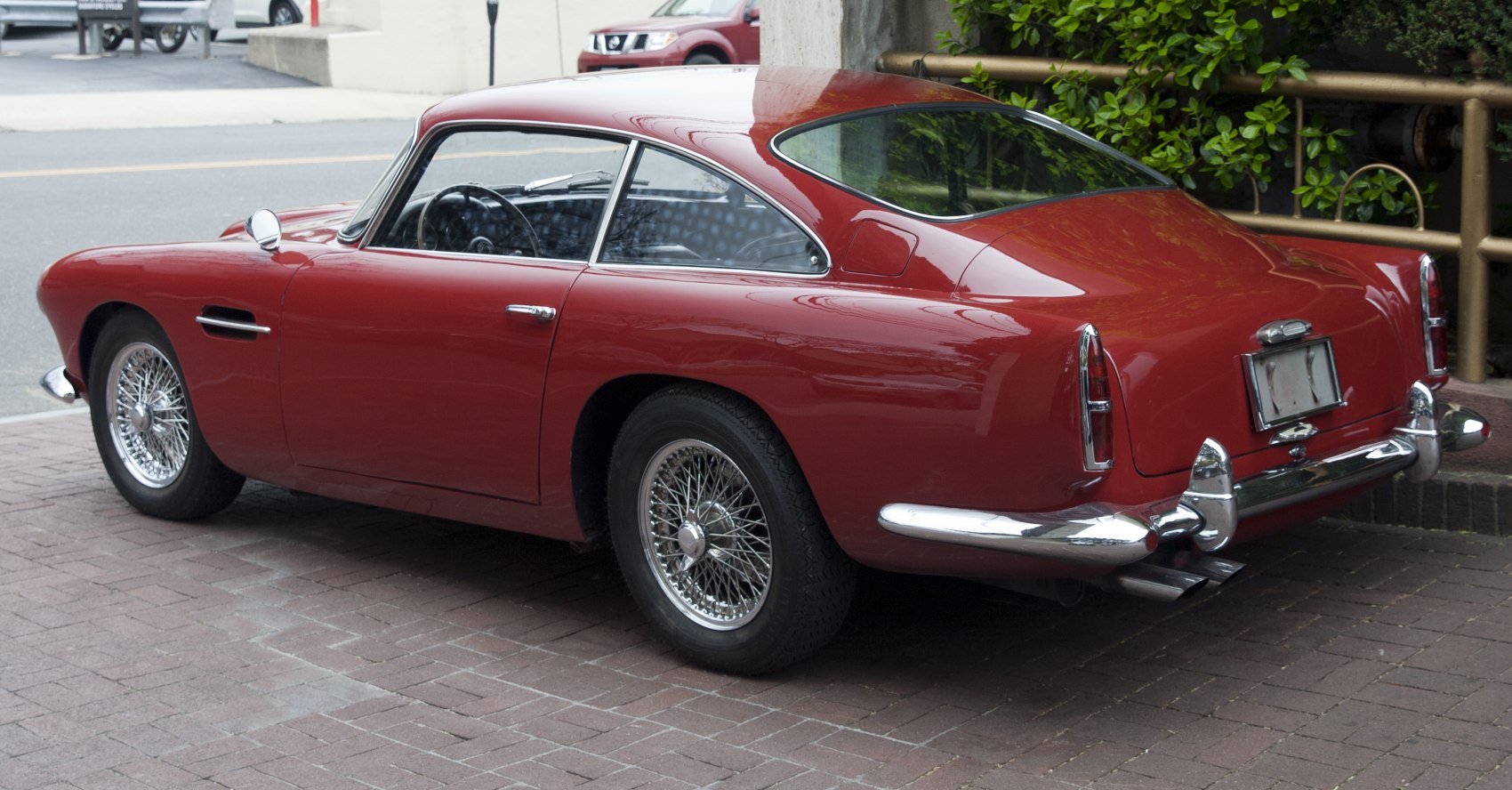 Vintage sports coupe with wire spoke wheels and chrome bumpers