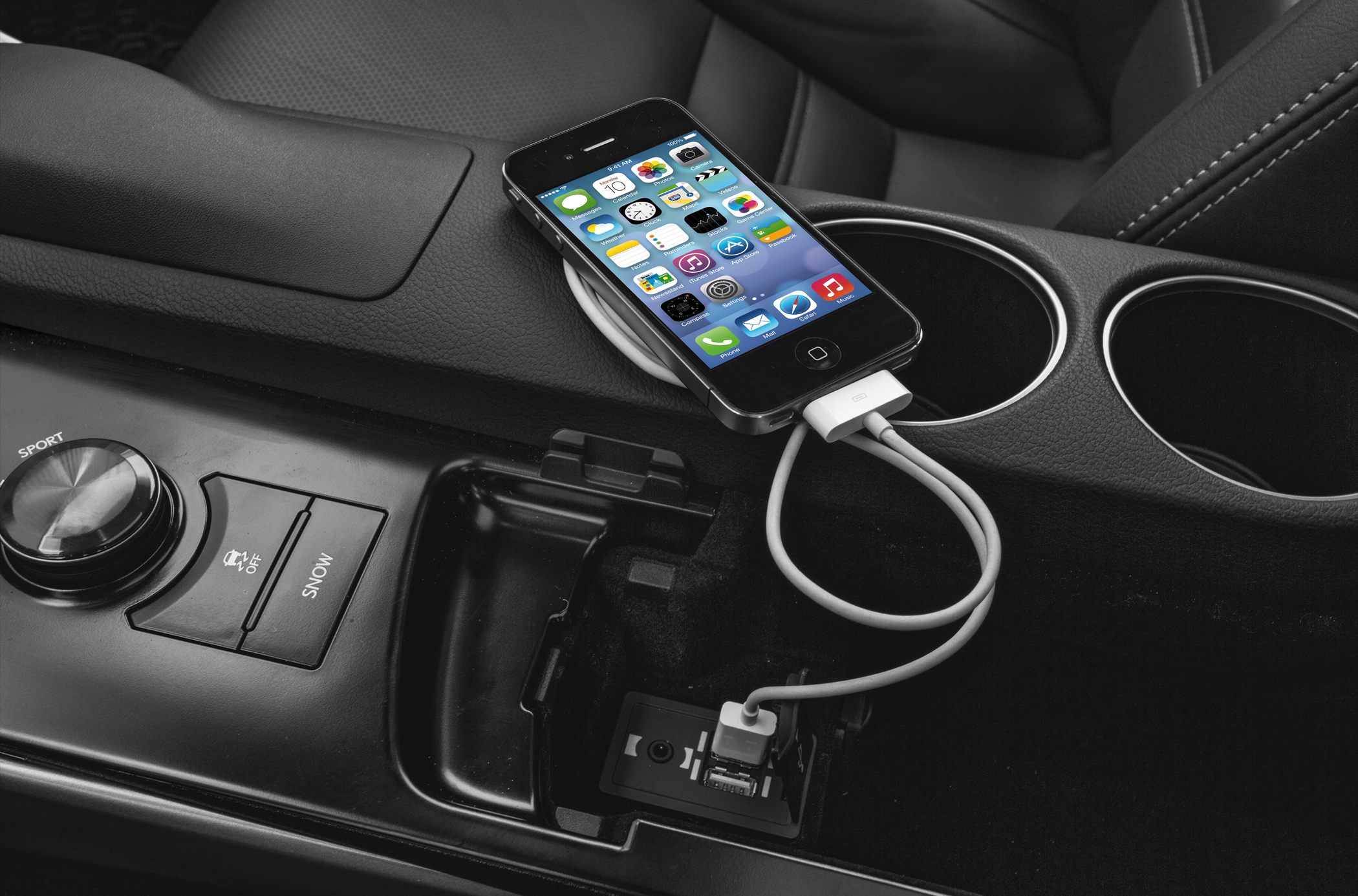 Lexus IS III center console with USB port, smartphone, and drive mode controls