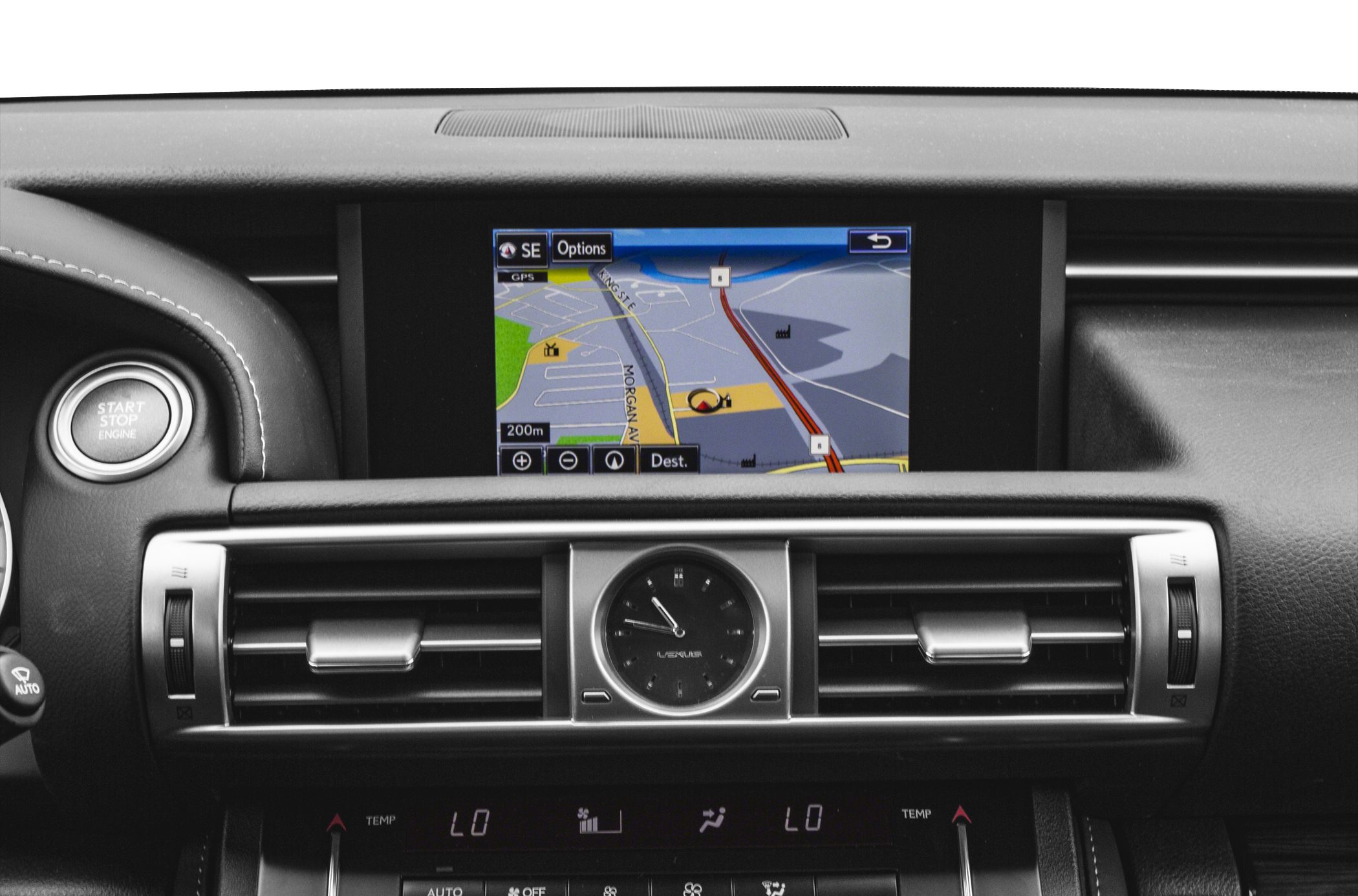 Dashboard with central GPS screen and analog clock between air vents
