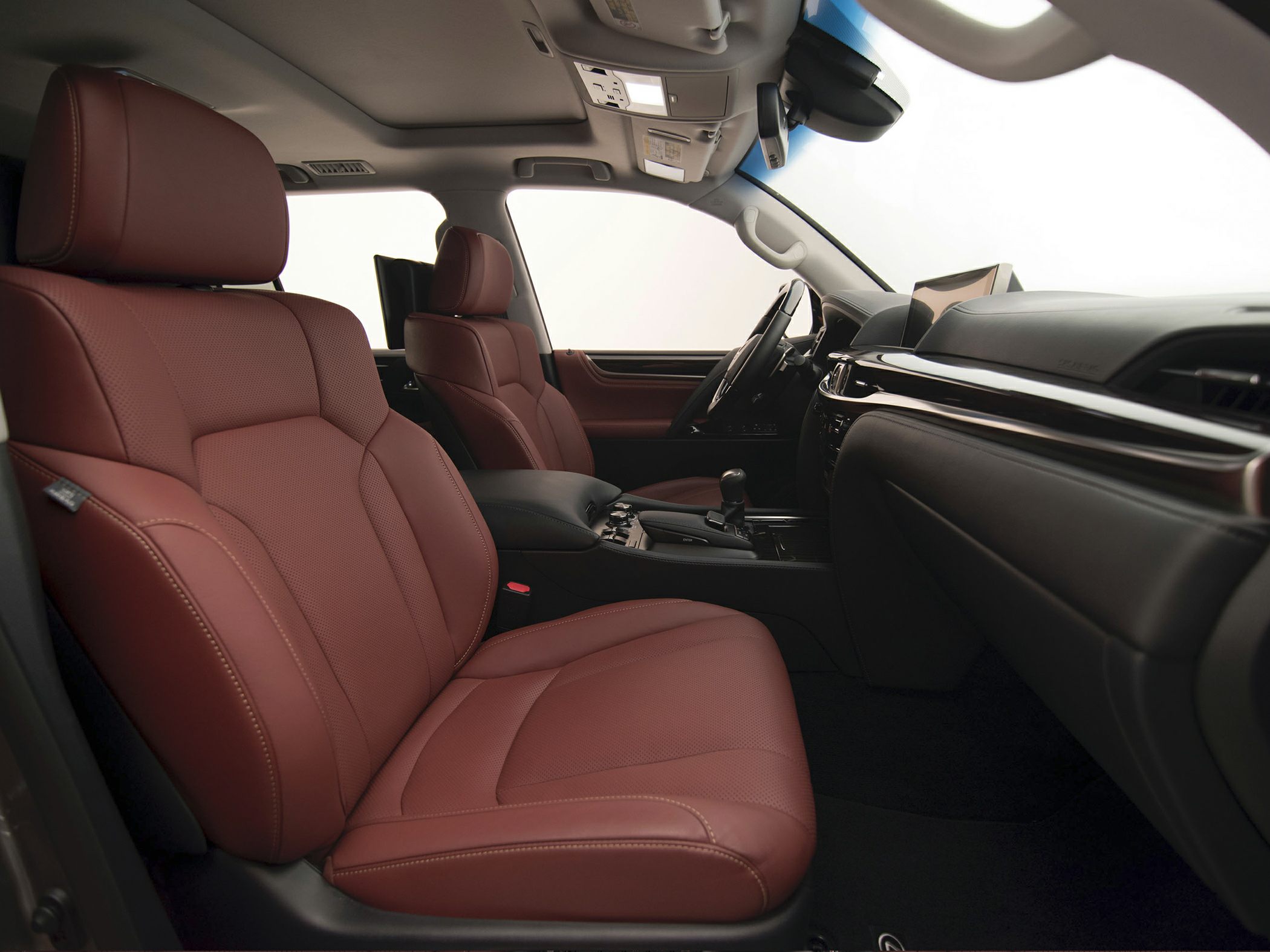 Premium leather seats and modern dashboard interior of SUV