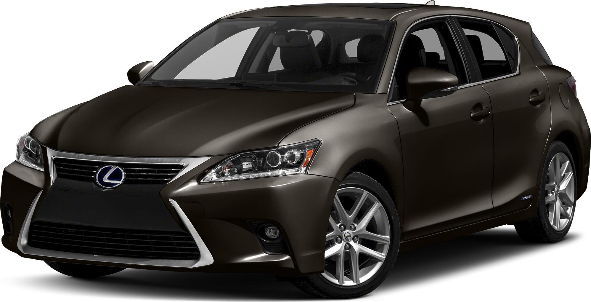Front-side view of hatchback with prominent spindle grille and alloy wheels
