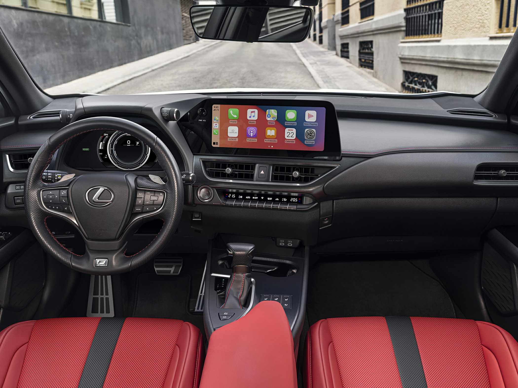Digital dashboard, multifunction steering wheel, red leather seats