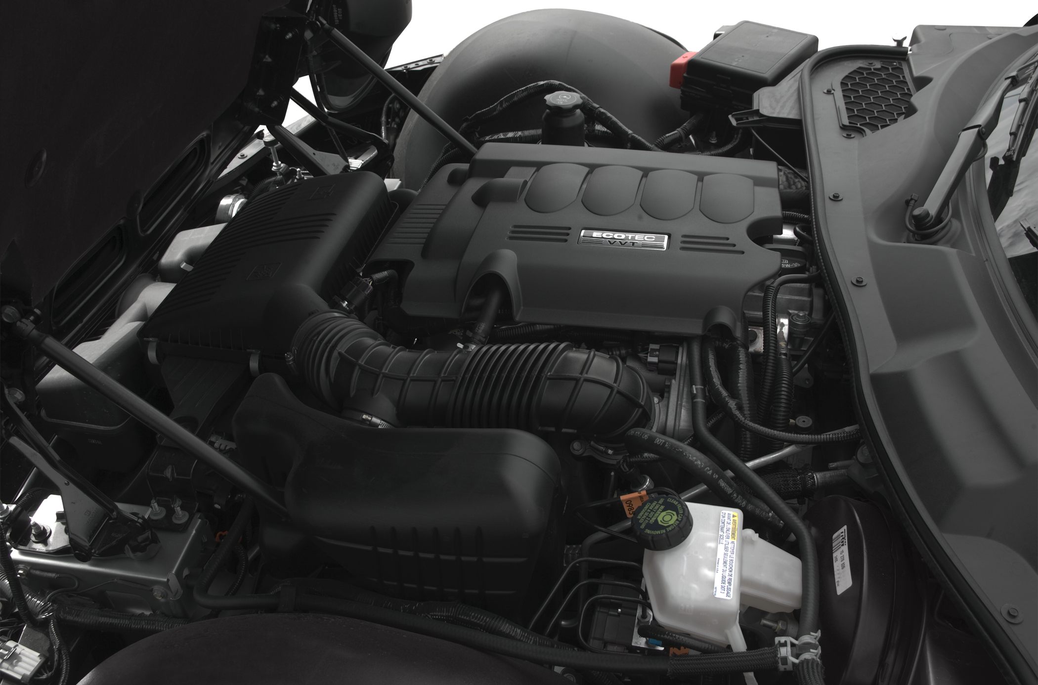 2006 Pontiac Solstice EcoTec VVT engine bay close-up