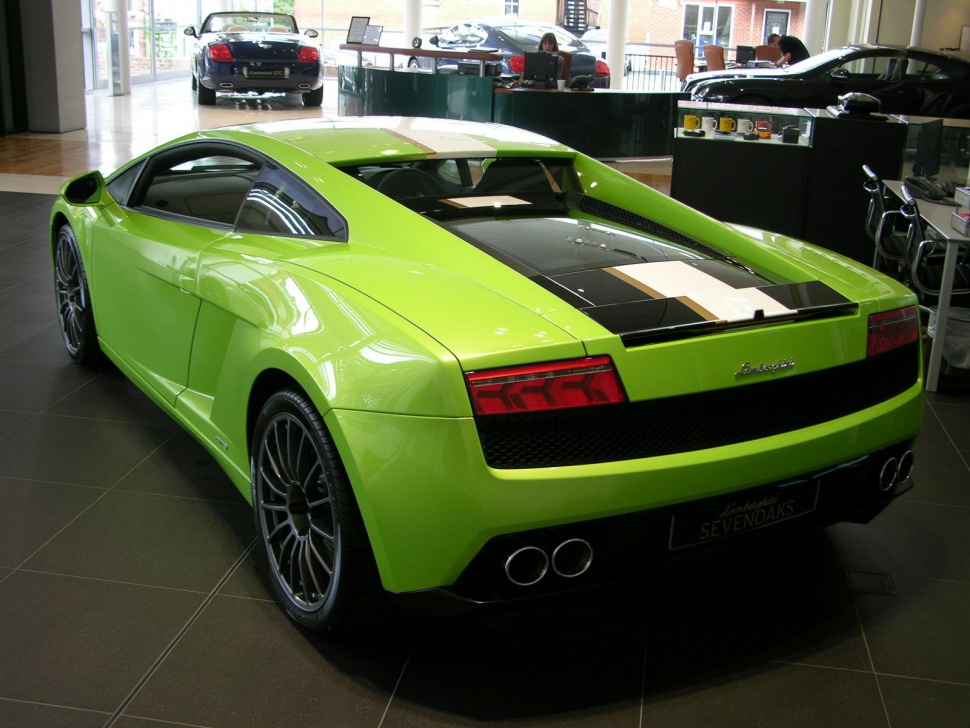 Rear design with quad exhaust tips and sport wheels