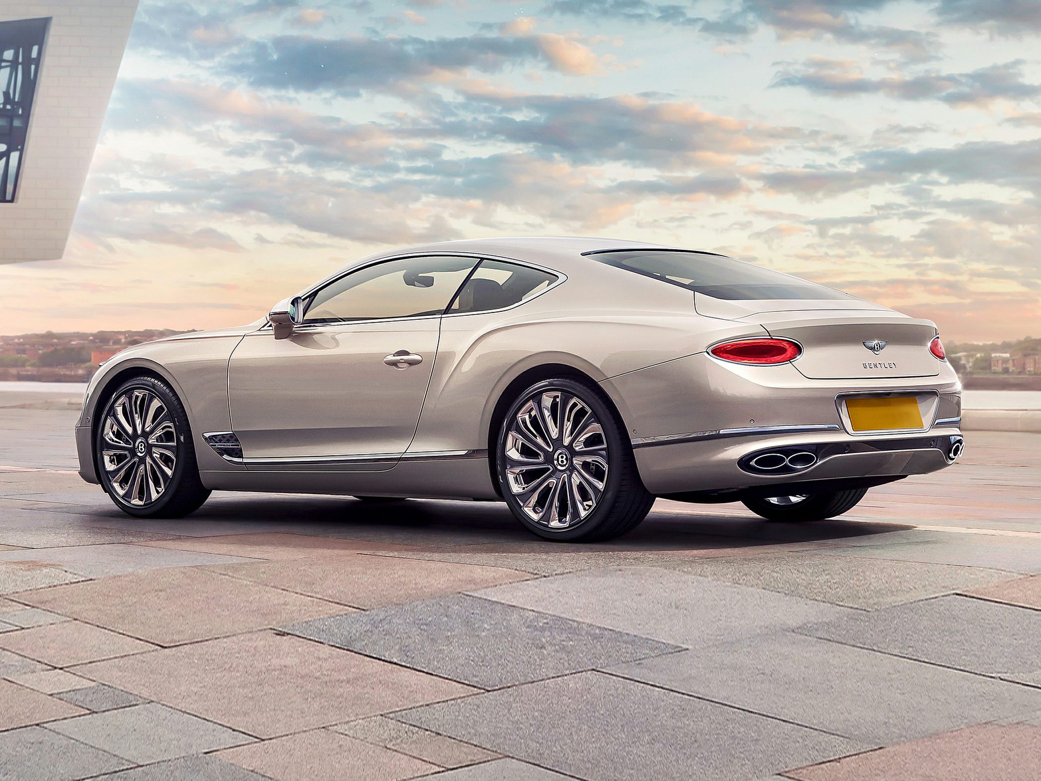3/4 rear-left view