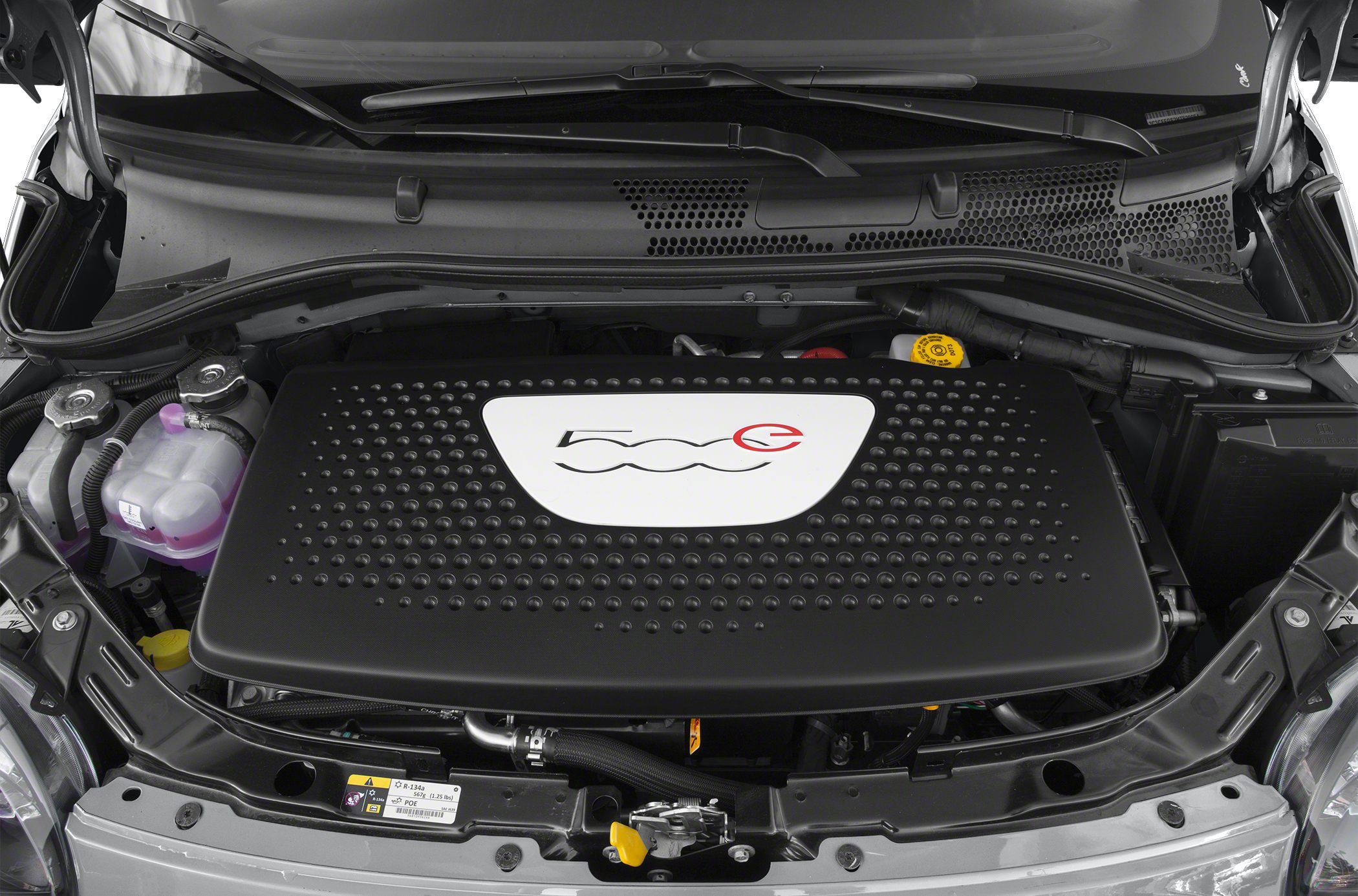 Electric motor compartment with distinctive 500e engine cover