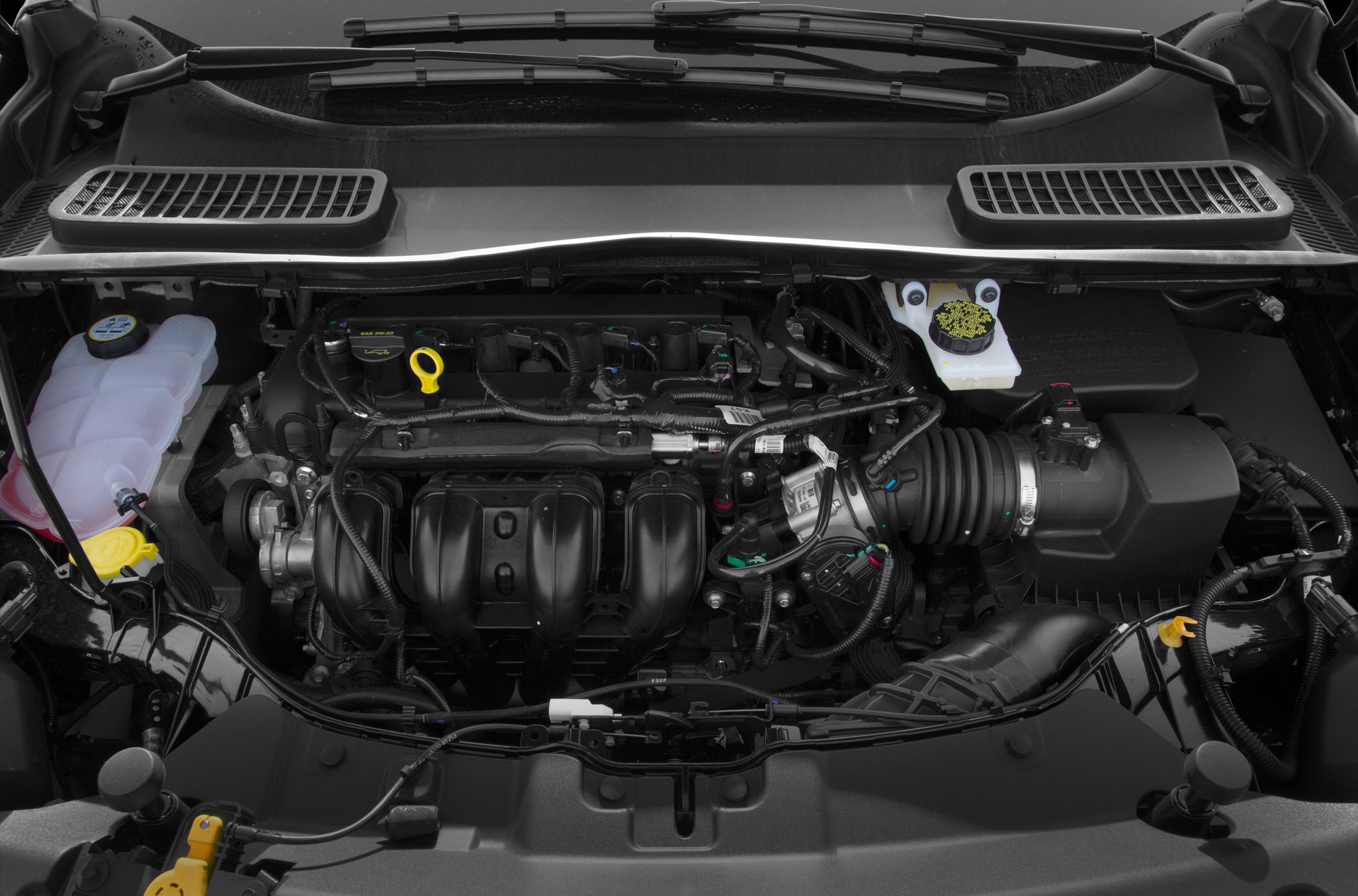 Ford Escape III 2013 engine bay detailed view