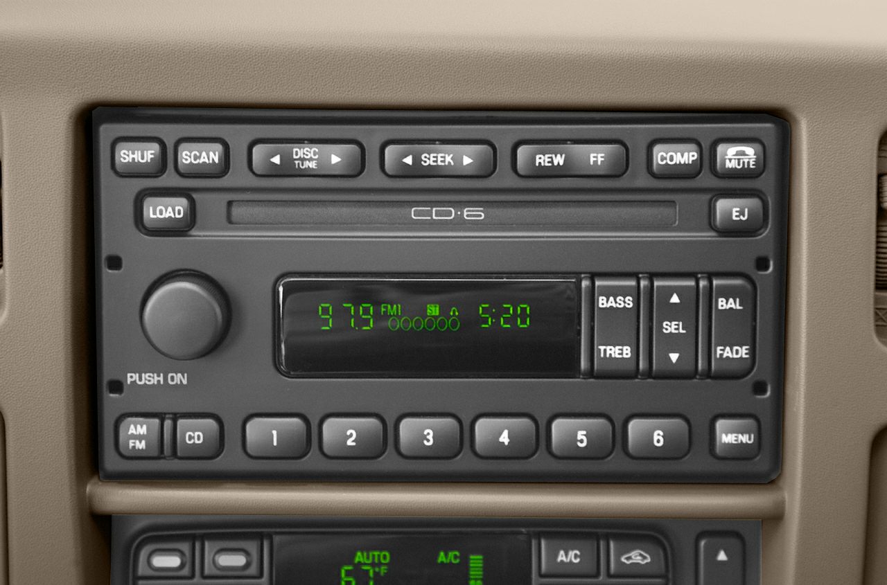 Digital car radio stereo with CD6 player and control buttons