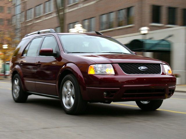 3/4 front-right view