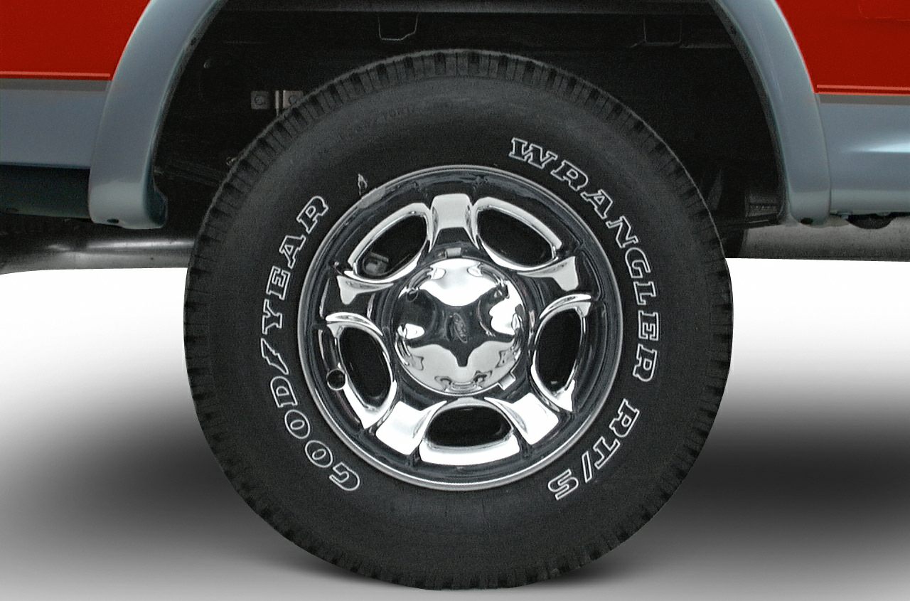 Goodyear Wrangler RT/S tire on polished truck wheel