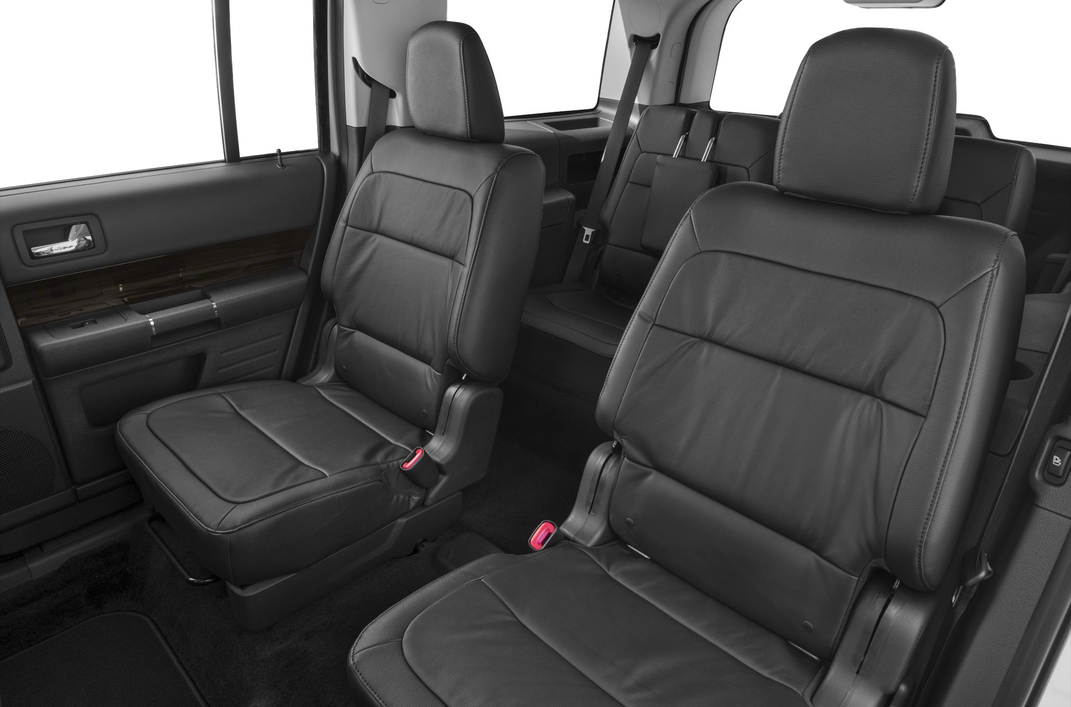 Black leather seats in spacious three-row layout