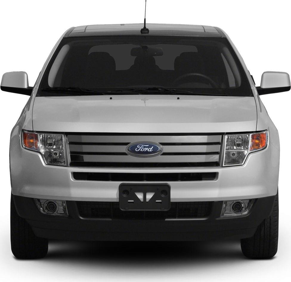 Bold front grille and rectangular headlights with fog lights
