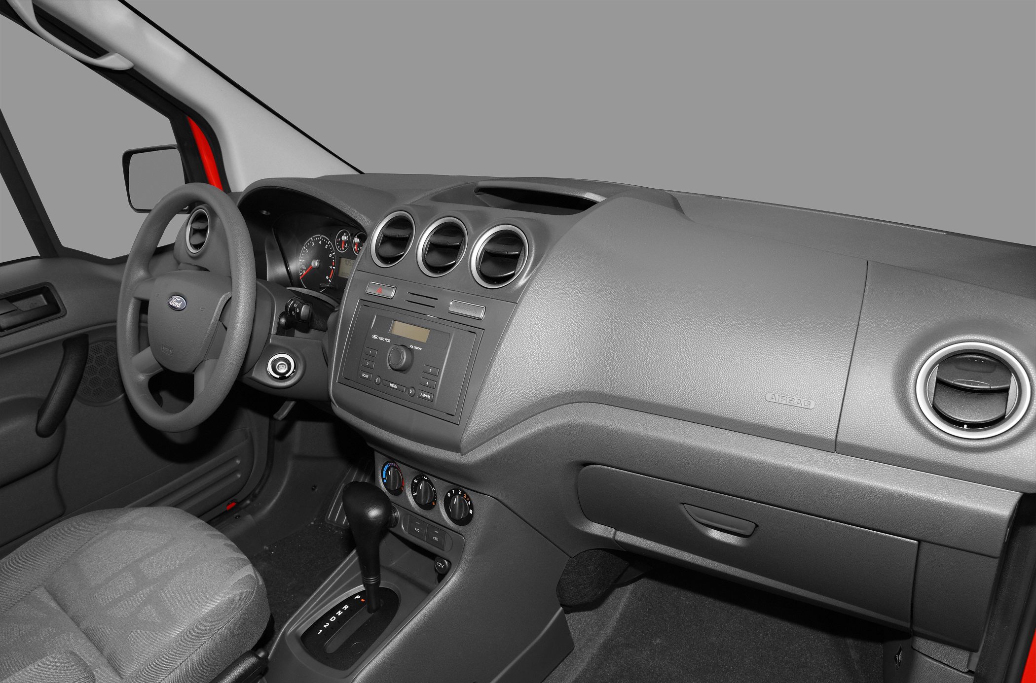 Dashboard, steering wheel, automatic gear shift, and ventilation controls