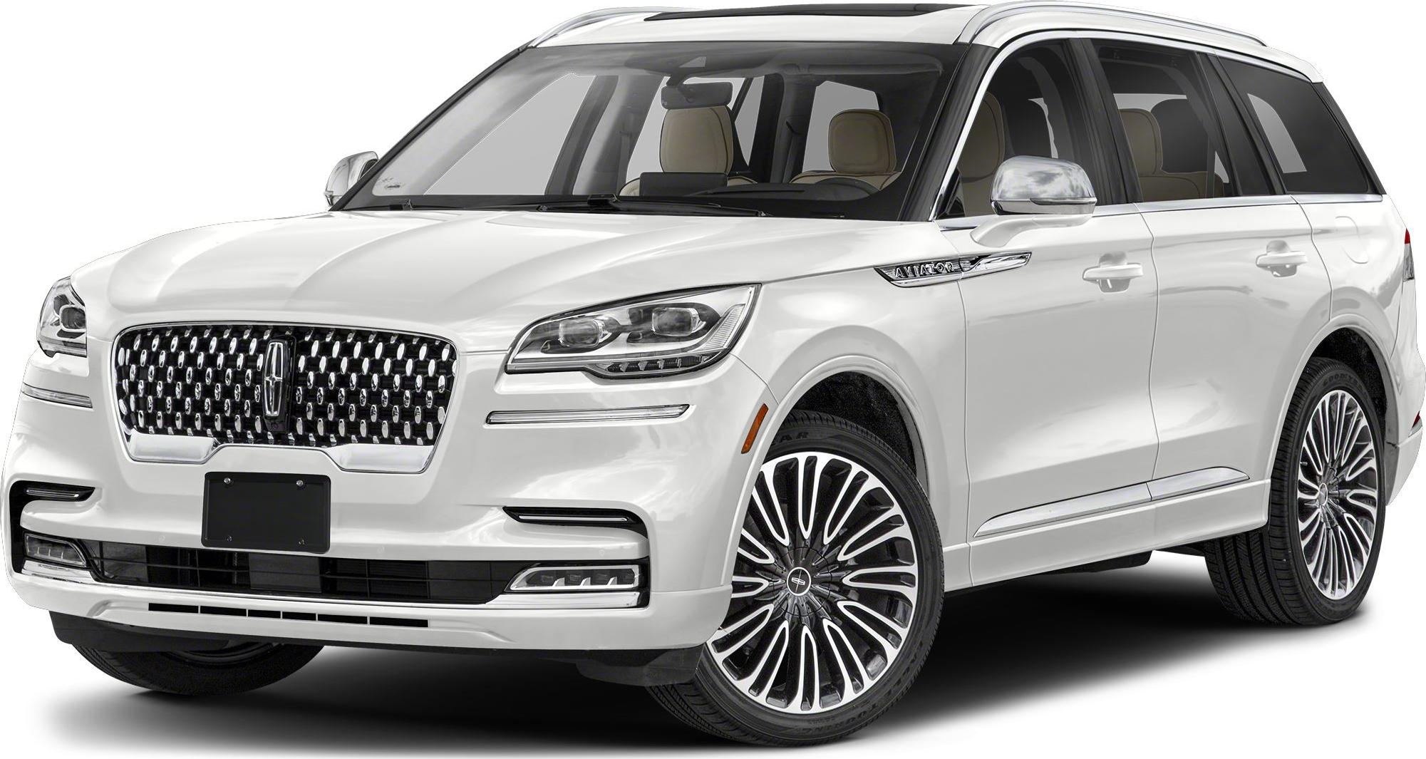Front grille and multi-spoke alloy wheels of luxury SUV