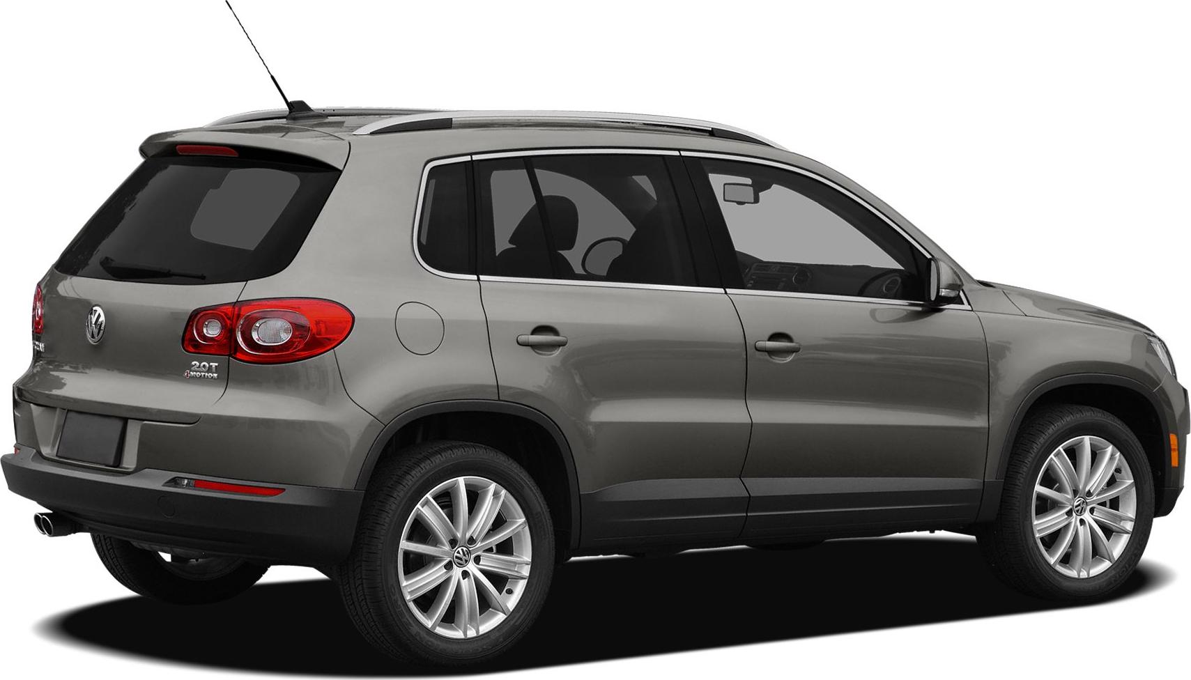 Rear side profile with 20T 4Motion badge and alloy wheels.