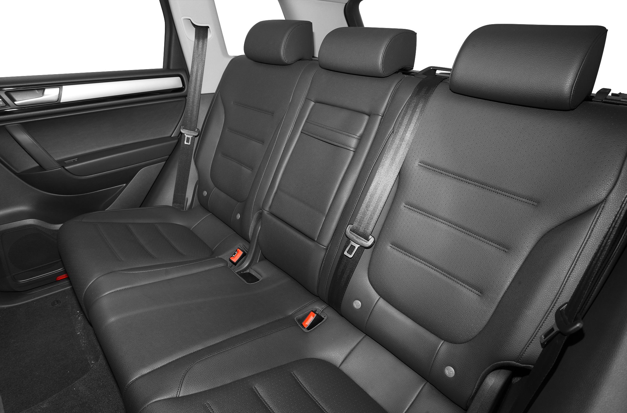 Rear leather seats with headrests and seat belts