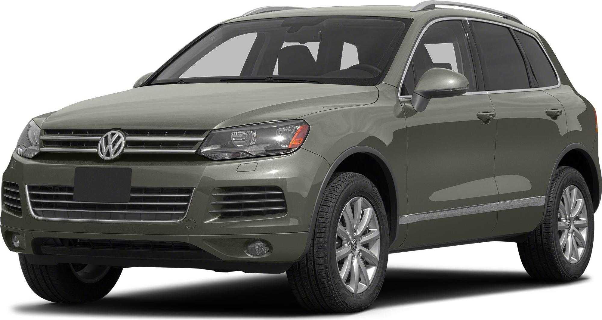 3/4 front-left view, Canyon Gray Metallic