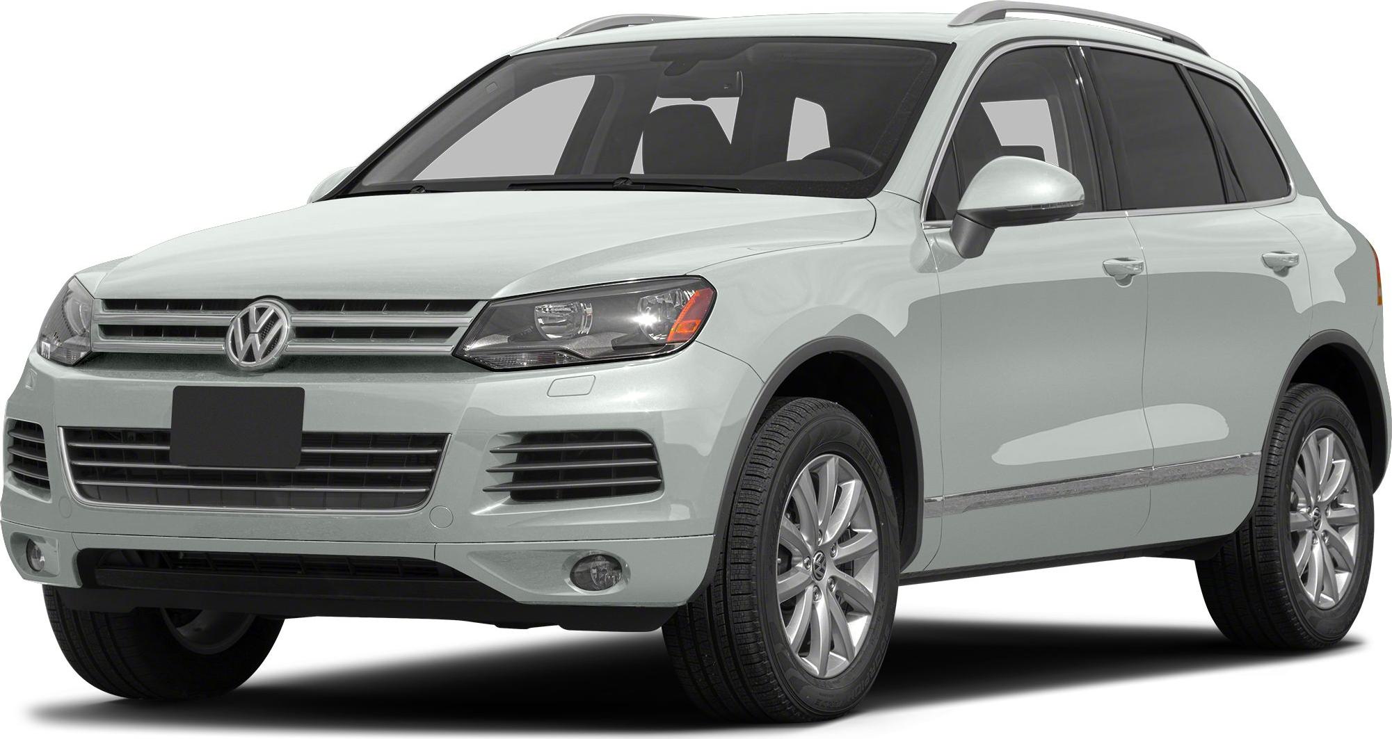 3/4 front-left view, Pure White