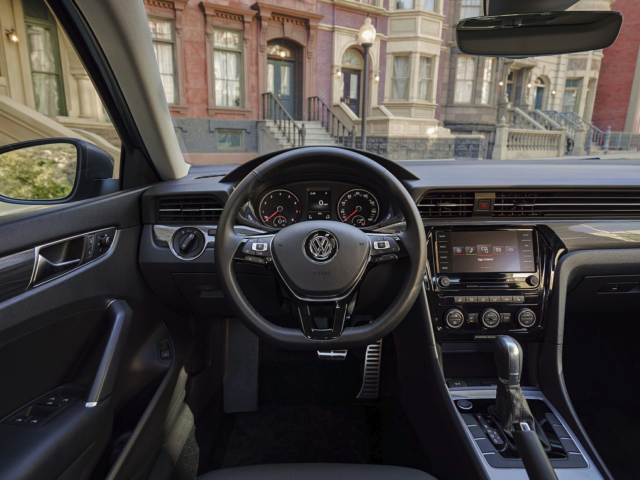 Interior dashboard, digital instrument cluster, multifunction steering wheel