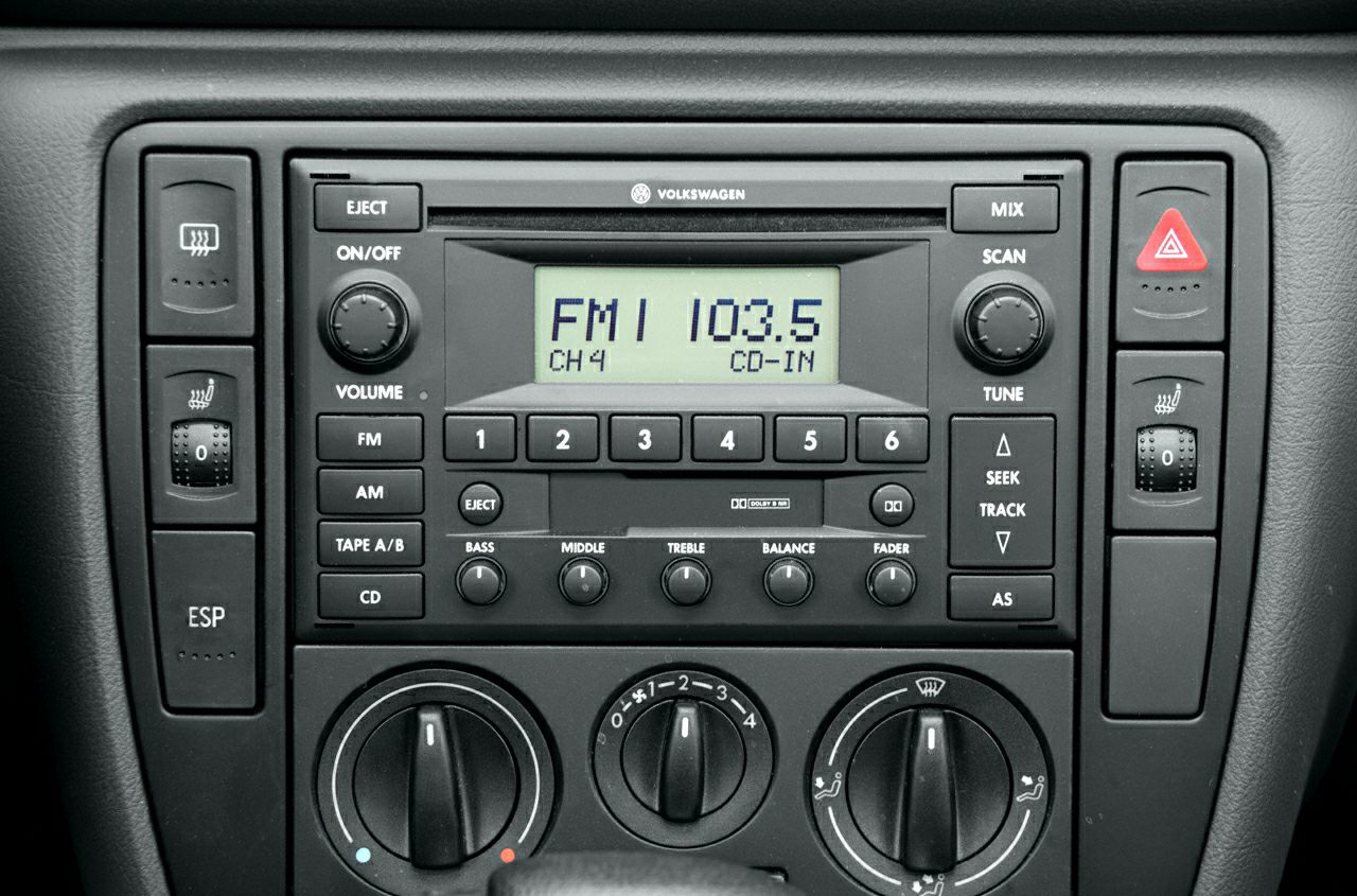 Volkswagen Passat B5.5 radio and climate control panel with buttons and knobs