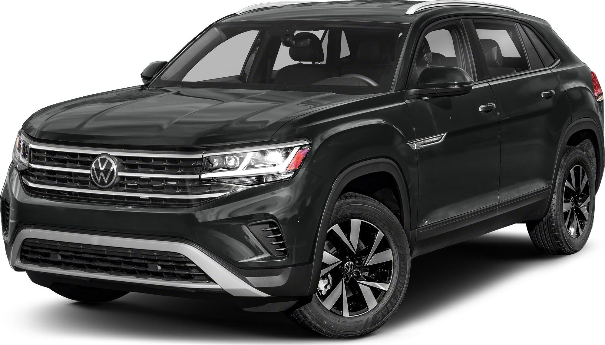 Front three-quarter view of an SUV with LED headlights and alloy wheels
