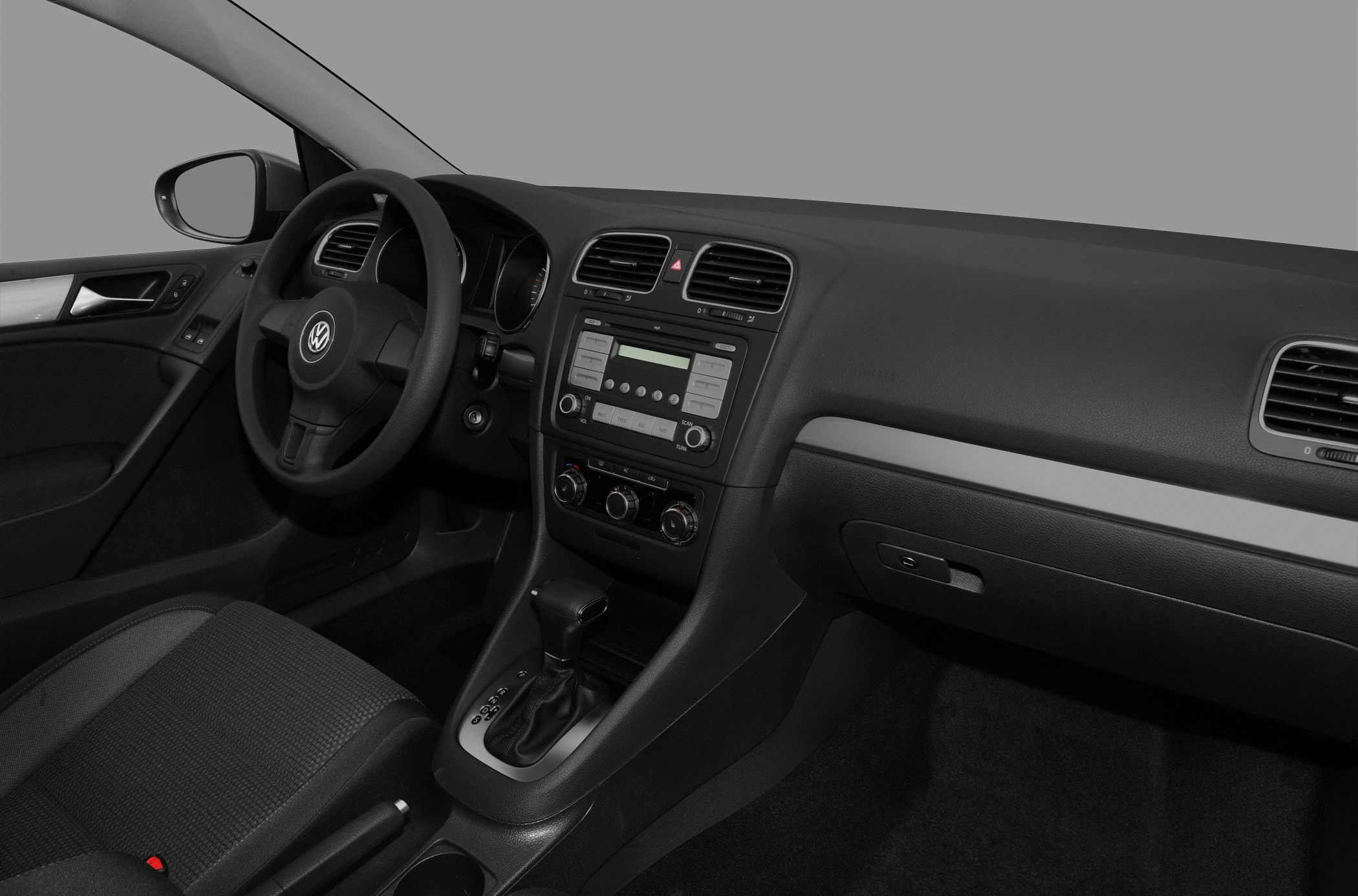Dashboard, steering wheel, and automatic gear shift interior