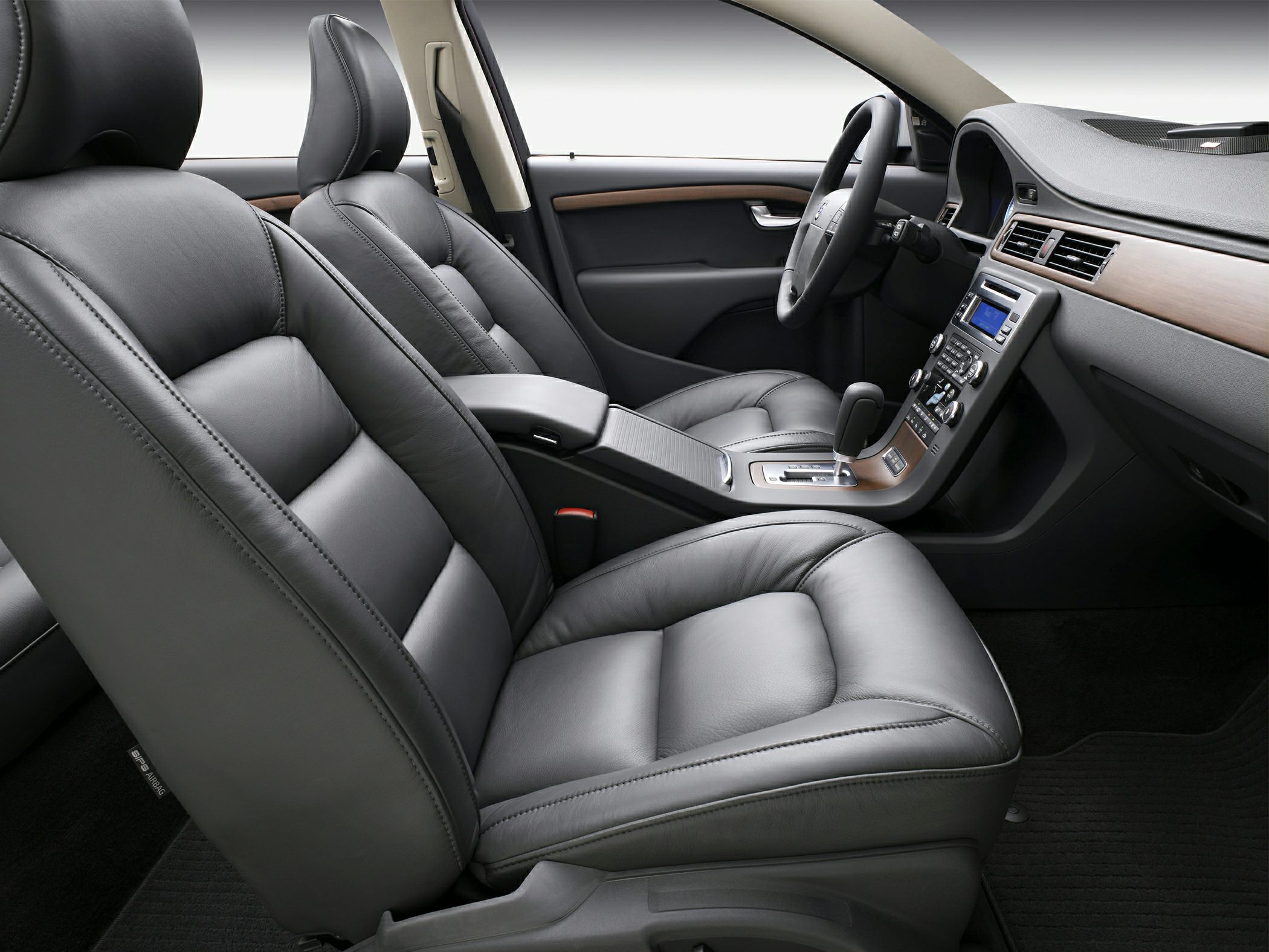 Leather seats with wood trim dashboard interior