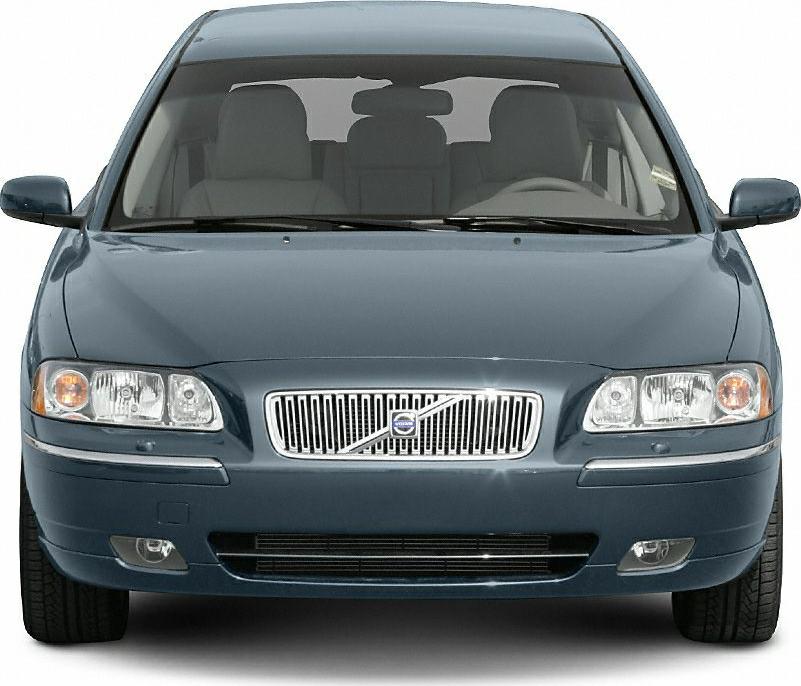 2005 Volvo V70 II (facelift 2004) Front View