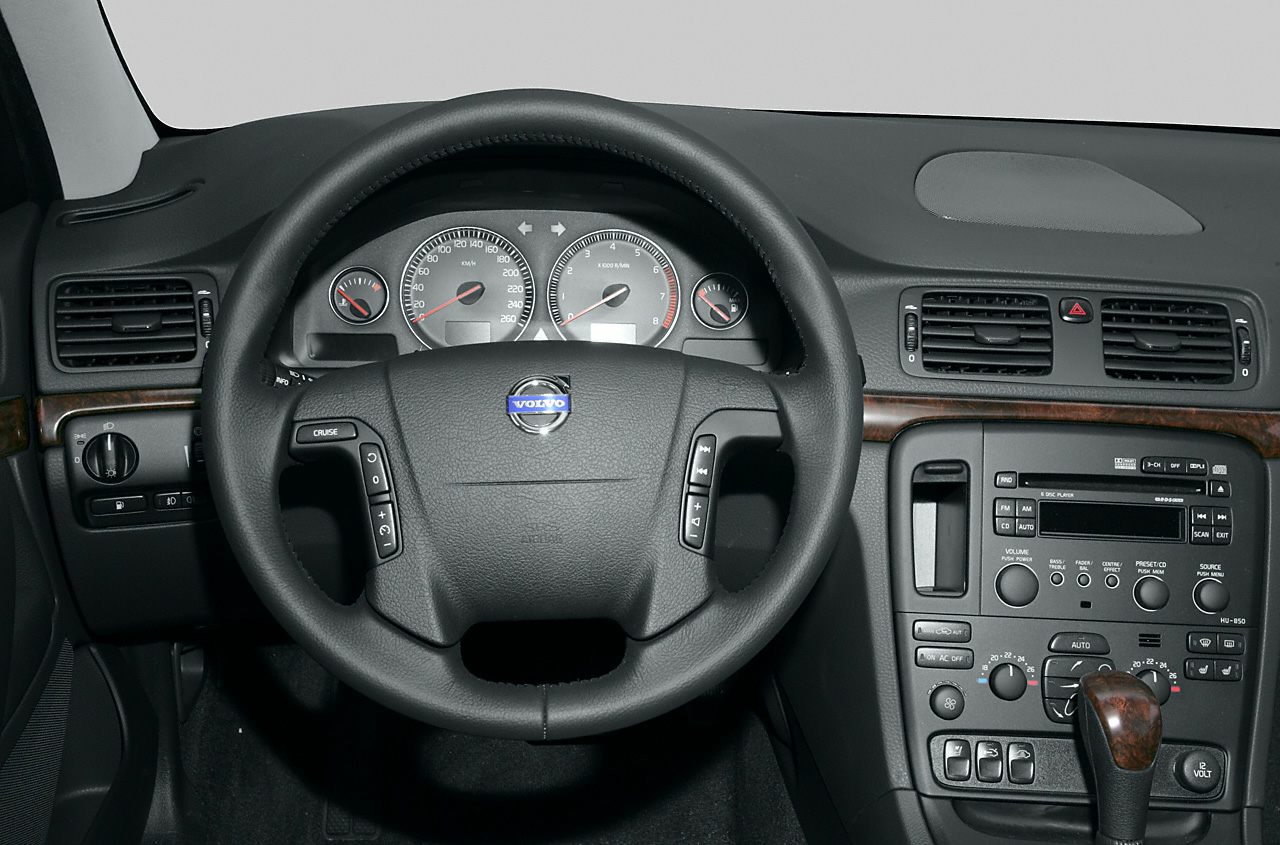 Steering wheel and dashboard of a luxury limousine interior