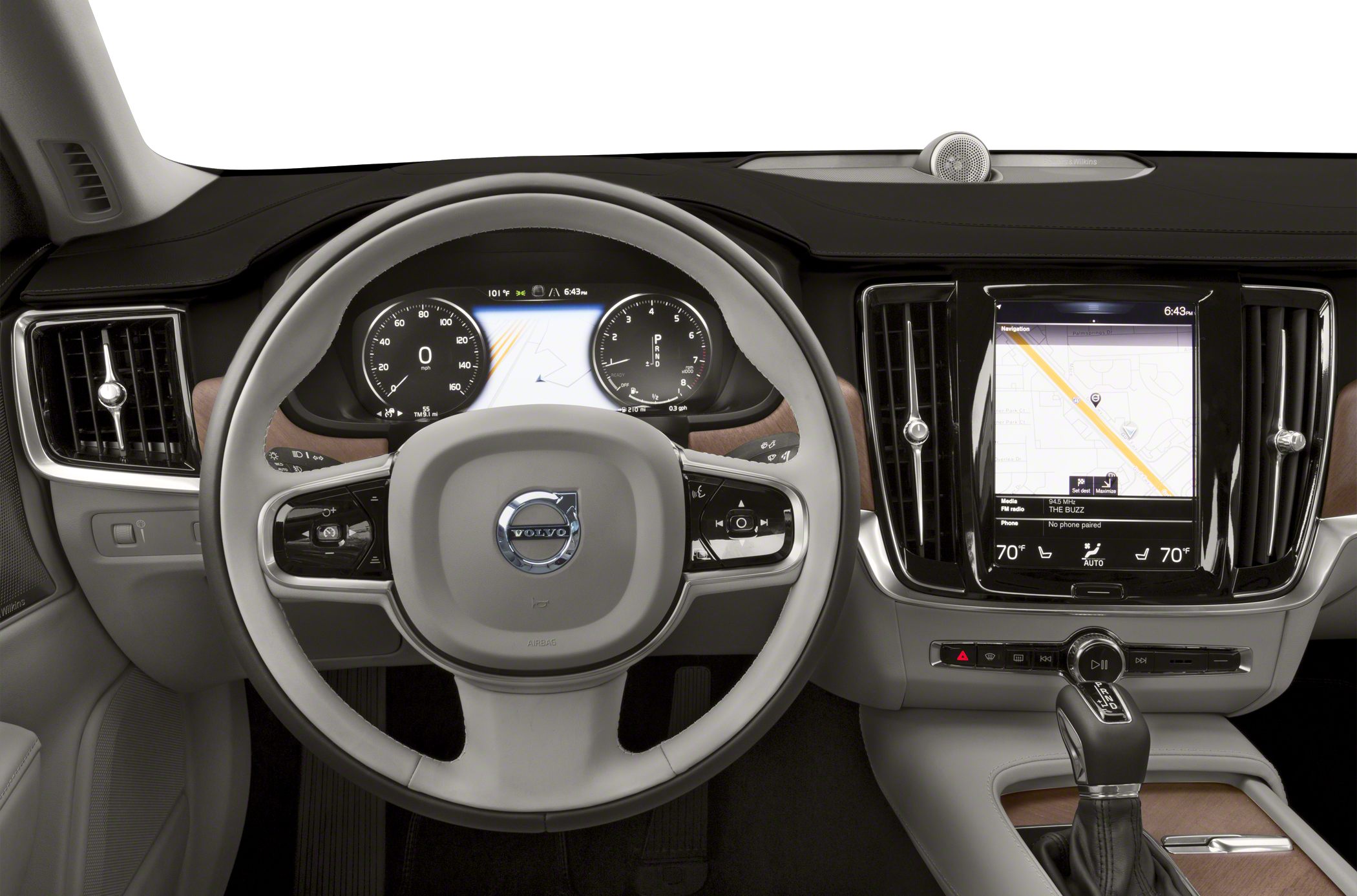 Digital instrument cluster, touchscreen navigation, premium audio speaker
