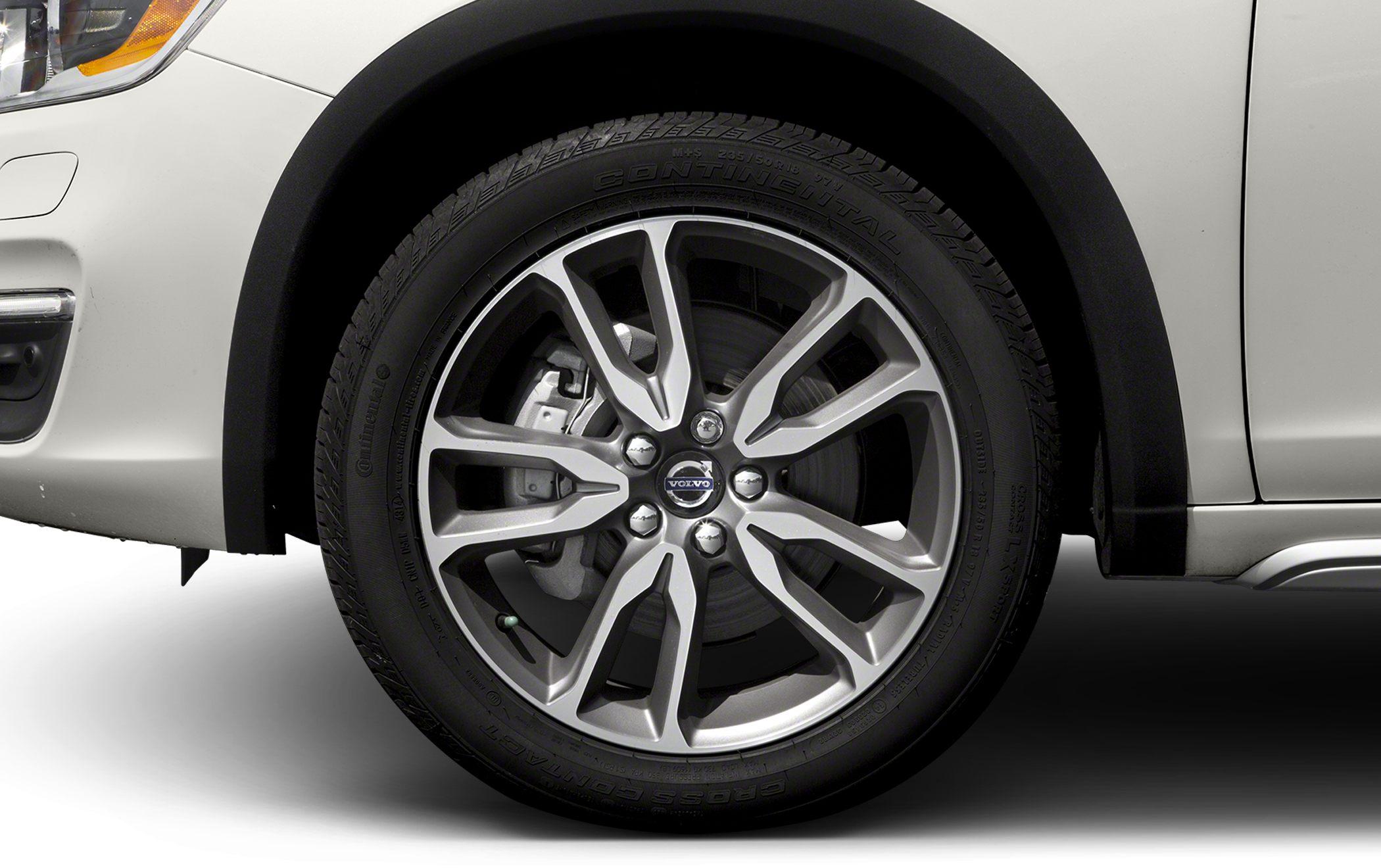 Close-up of alloy wheel with Continental tire and detailed rim design