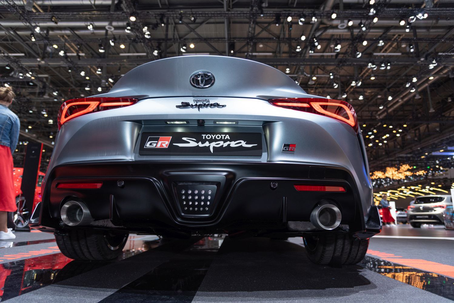 Rear view with dual exhaust and LED tail lights