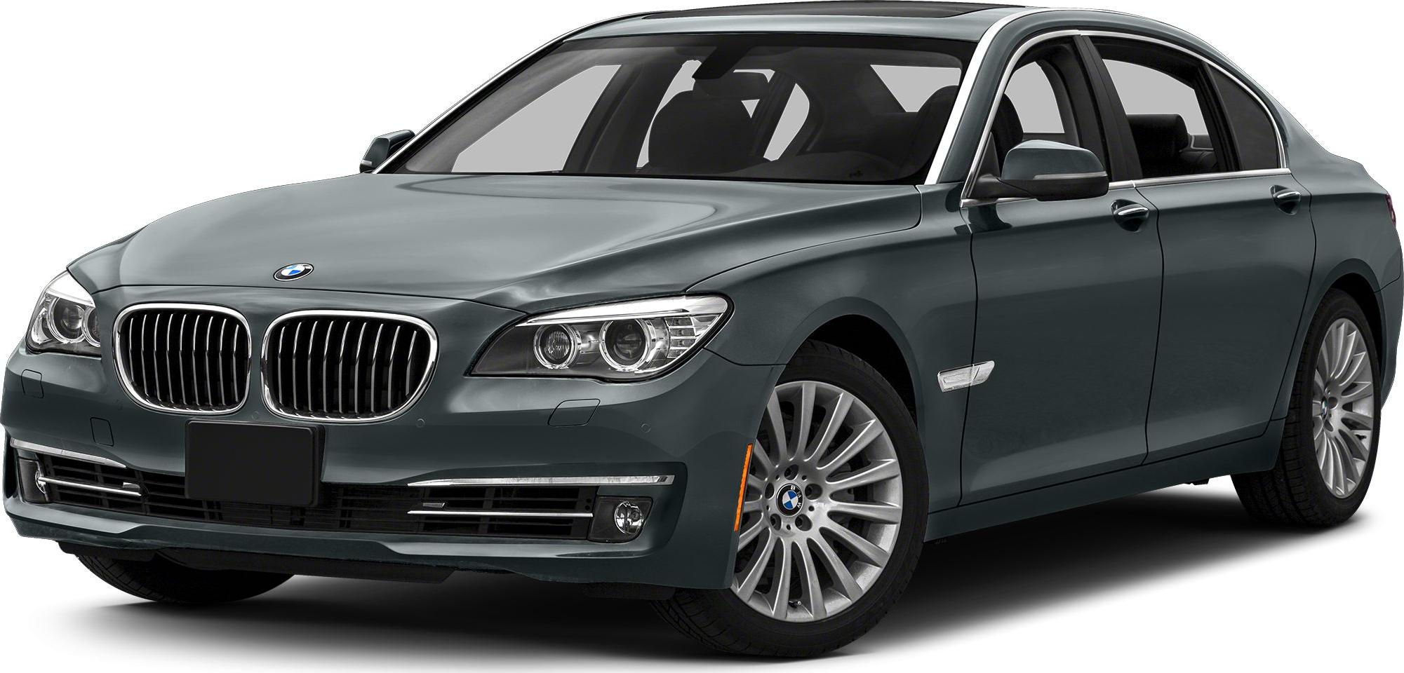 3/4 front-left view, Space Gray Metallic