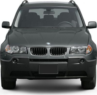 Front view with kidney grille and dual round headlights