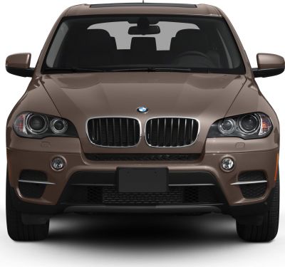 Front view with kidney grille and dual round headlights