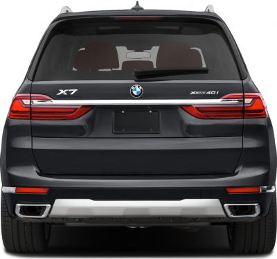 Rear view with dual exhaust, LED taillights and badge details