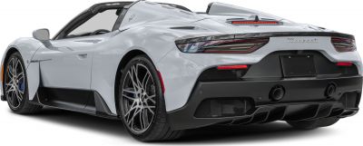 Rear view with aerodynamic diffuser and sporty alloy wheels