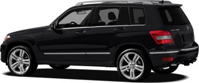 Side profile of an SUV with alloy wheels and chrome trim