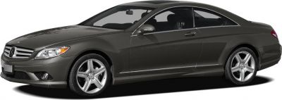 Front side profile of a coupe with alloy wheels