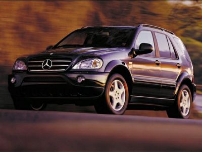 1998 Mercedes-Benz M-class (W163) 3/4 front-left view