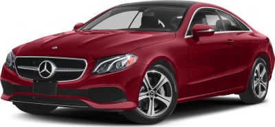 Sporty front grille and headlight of a luxury coupe