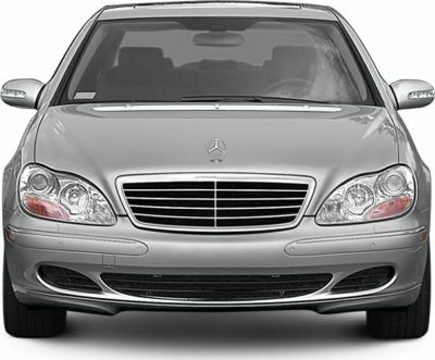 Front view showing grille and headlights of a luxury sedan
