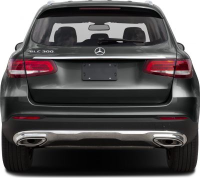 Rear design with dual exhausts and LED tail lights