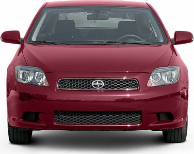 Front view featuring grille and headlights