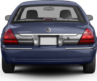 Rear end with tail lights and chrome details